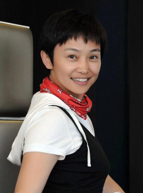 中國(guó)第一美女保鏢，保護(hù)13國(guó)元首從未失手，如今53歲過(guò)得如何？